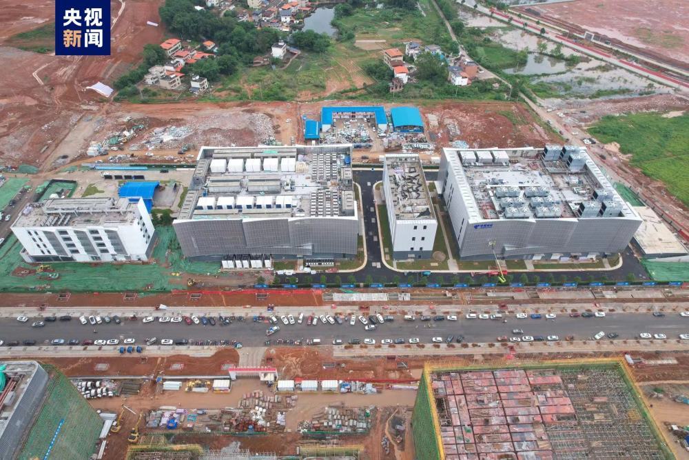 大湾区首个大规模全液冷智算中心完工