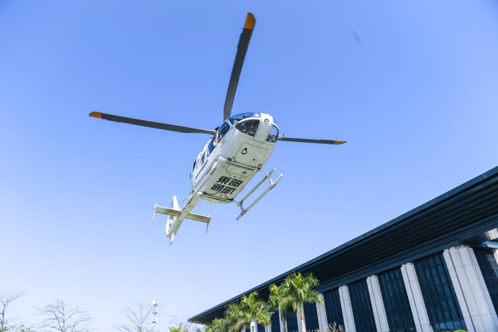 万亿元级低空经济如何“高飞”? 万亿元级低空经济如何“高飞”?