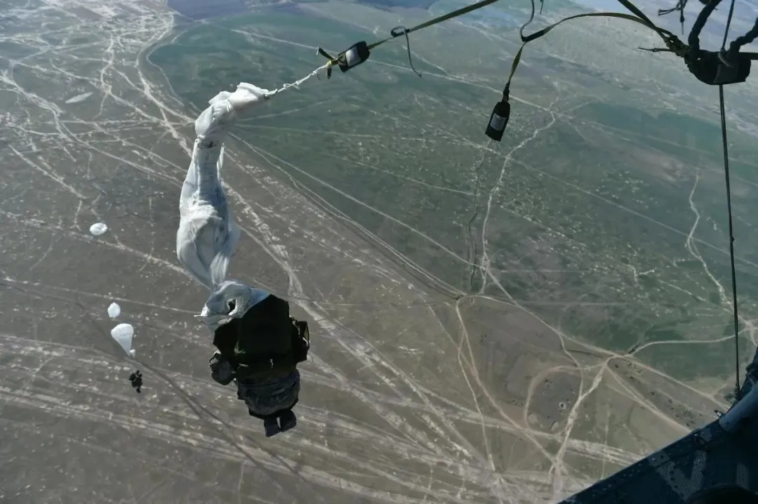 24岁提干!特战女排长再立新功! 24岁提干!特战女排长再立新功!