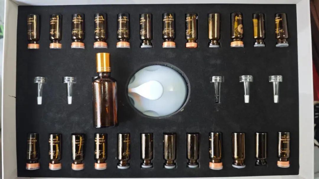 上海警方出动10余个抓捕小组!上百人被骗 太恶劣 上海警方出动10余个抓捕小组!上百人被骗 太恶劣