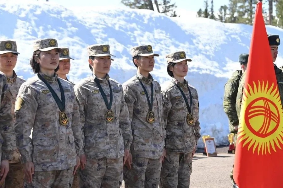 24岁提干!特战女排长再立新功! 24岁提干!特战女排长再立新功!