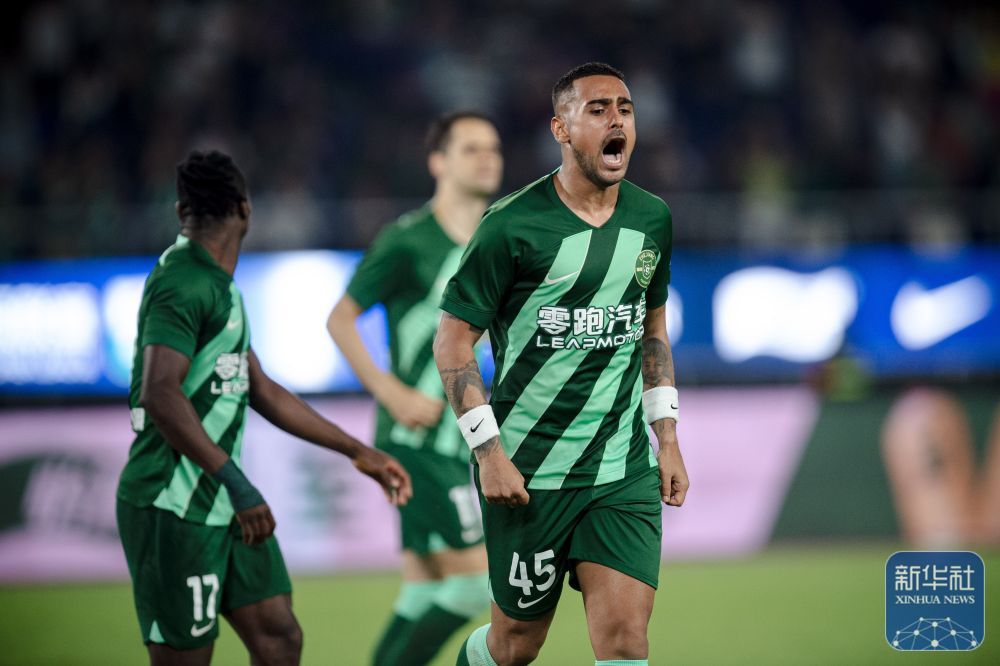 中超|浙江队胜武汉三镇 中超|浙江队胜武汉三镇