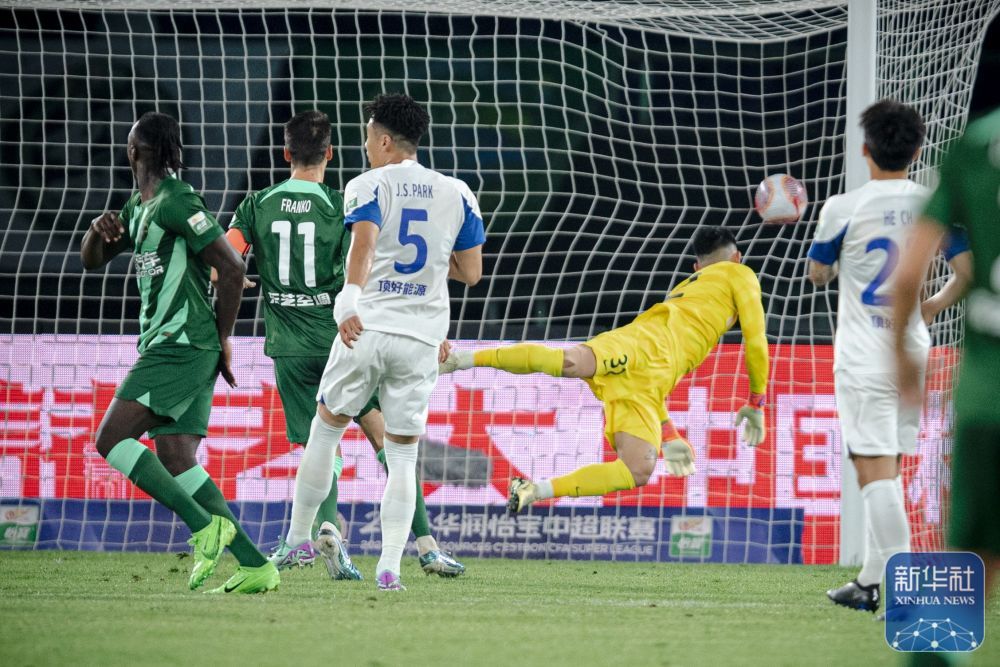 中超|浙江队胜武汉三镇 中超|浙江队胜武汉三镇