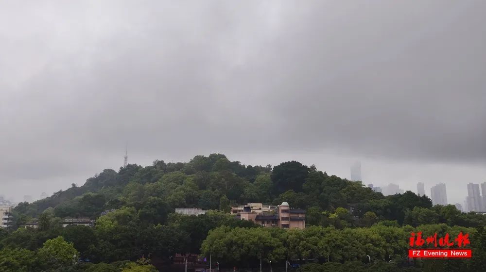 刚刚!福州升级重大气象灾害应急响应!今夜有暴雨 刚刚!福州升级重大气象灾害应急响应!今夜有暴雨