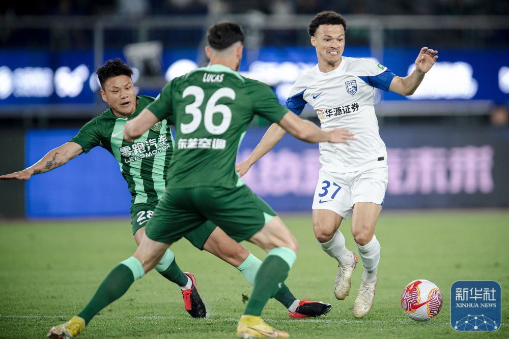 中超|浙江队胜武汉三镇 中超|浙江队胜武汉三镇