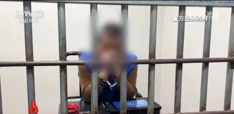 震惊！狂骗近300万元，男子落网了