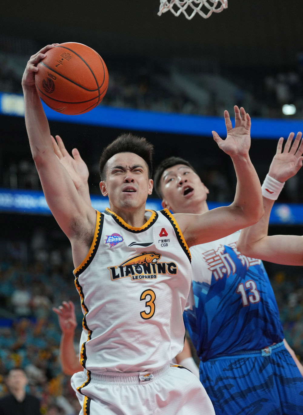 快讯 | 辽宁队4:0横扫新疆队 成就CBA三连冠