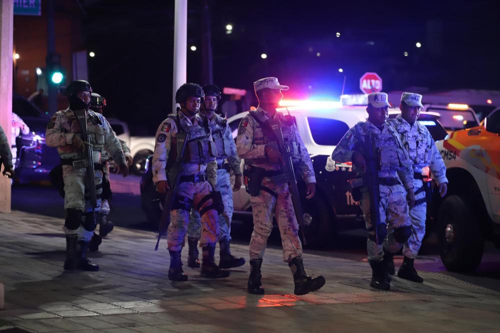 墨西哥总统竞选集会平台坍塌 9人死亡数十人伤