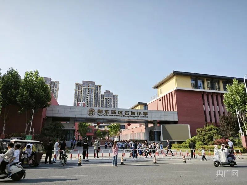 12岁女生200米短跑昏迷后离世!多方回应→ 12岁女生200米短跑昏迷后离世!多方回应→