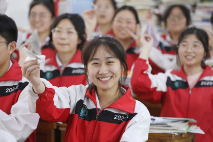 广州今年新增超1万个普高学位 广州今年新增超1万个普高学位