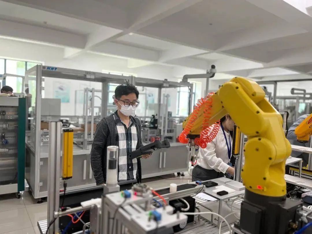 人工智能会让我们失业？你多虑了......