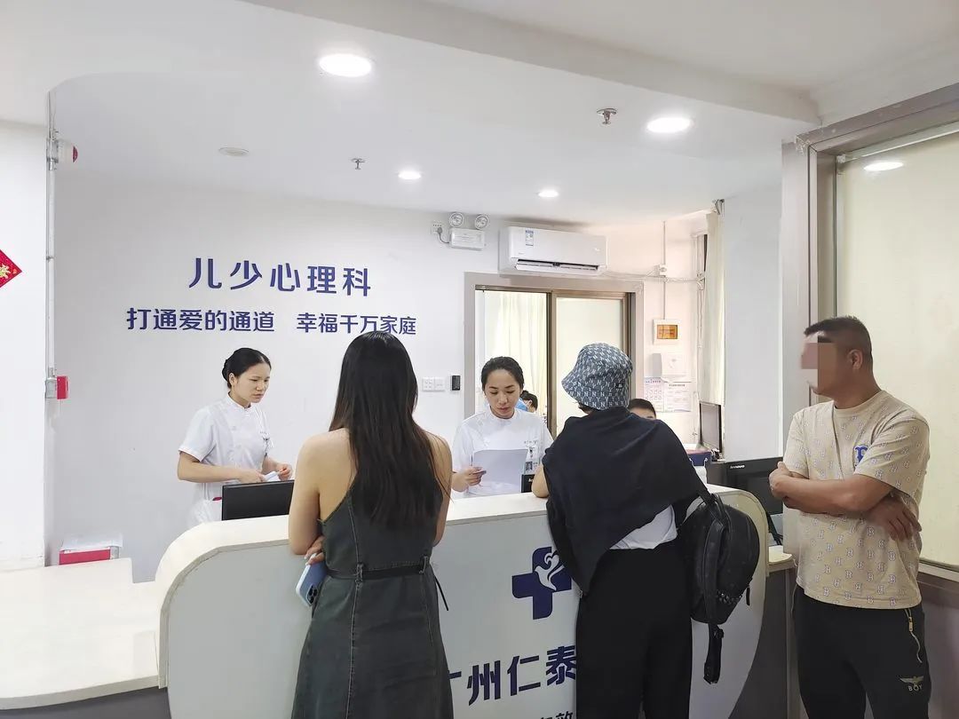 一去上学就各种“作”,其实厌学也是一种病 一去上学就各种“作”,其实厌学也是一种病