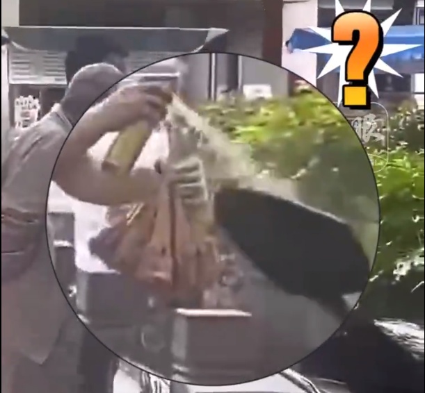 烤肉店给肉串喷漆?网友:无法理解!当地通报 烤肉店给肉串喷漆?网友:无法理解!当地通报