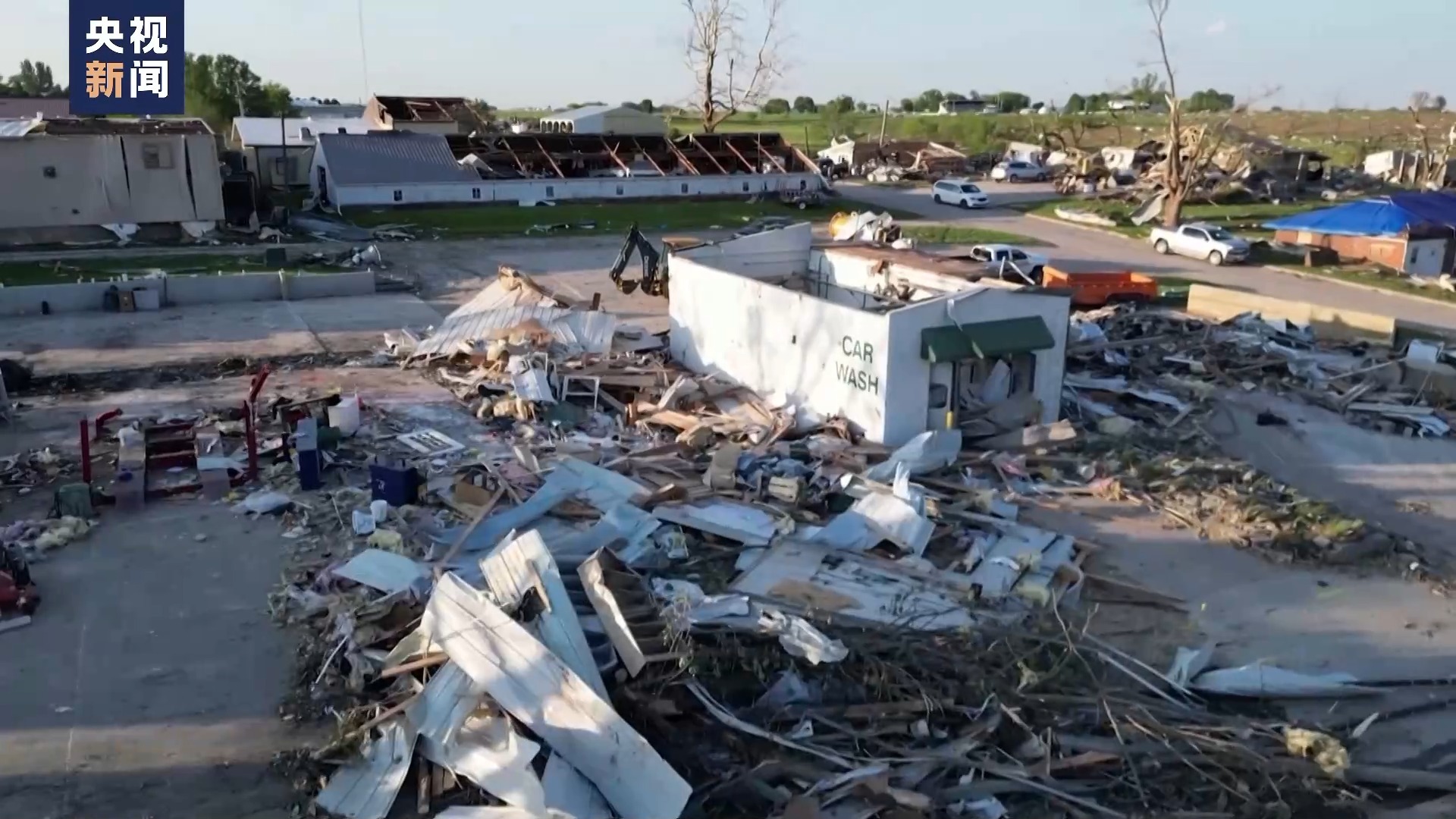 美国得州遭龙卷风侵袭约30人受伤超500所房屋受损