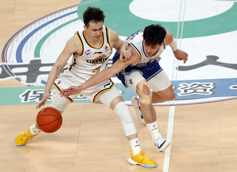 老将筑基辽宁王朝 新星涌现群雄逐鹿——CBA季后赛综述 老将筑基辽宁王朝 新星涌现群雄逐鹿——CBA季后赛综述