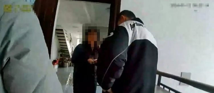 850万!这个搞“玉石”投资的团伙被抓了! 850万!这个搞“玉石”投资的团伙被抓了!