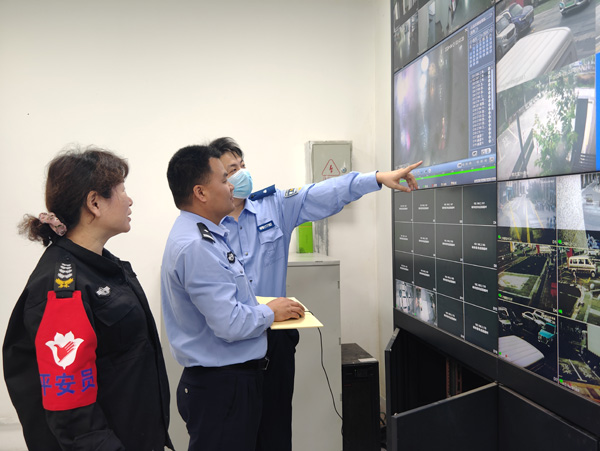 待送外卖接连被偷,外卖小哥委屈地报案了…… 待送外卖接连被偷,外卖小哥委屈地报案了……