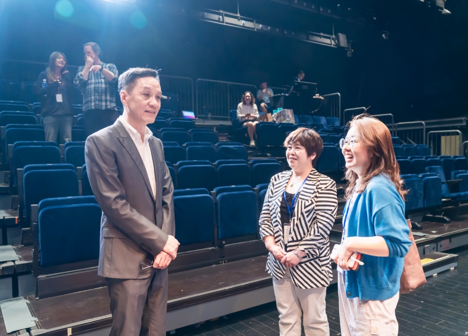 你敢信?高校这门课的期末考试竟然是去演戏 你敢信?高校这门课的期末考试竟然是去演戏