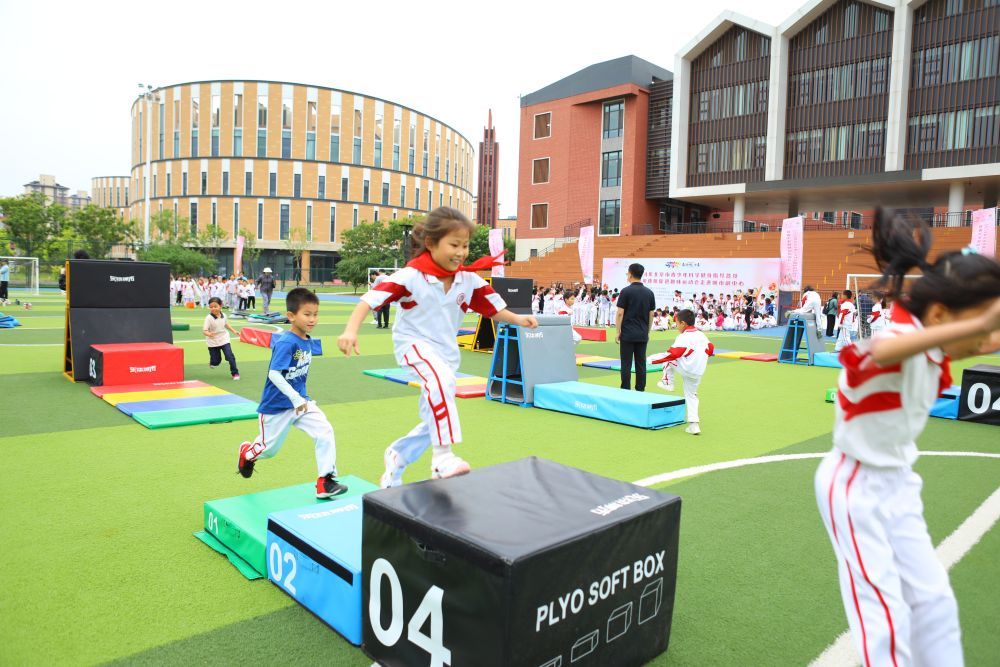 北京市青少年科学健身指导普及暨青少年体质促进趣味运动会启动