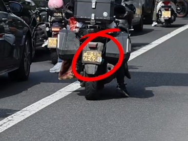 这是错上加错上加错！