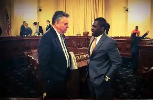 这国未遂政变，谁成了笑话？