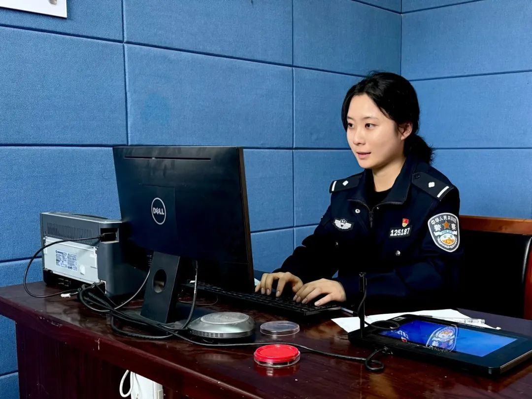 曾去清华访学，这个“00后”女警让刑侦“老手”折服！