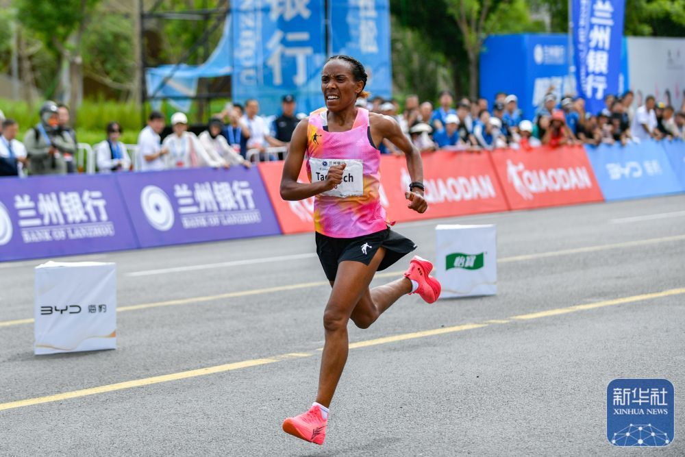 2024兰州马拉松赛况 2024兰州马拉松赛况