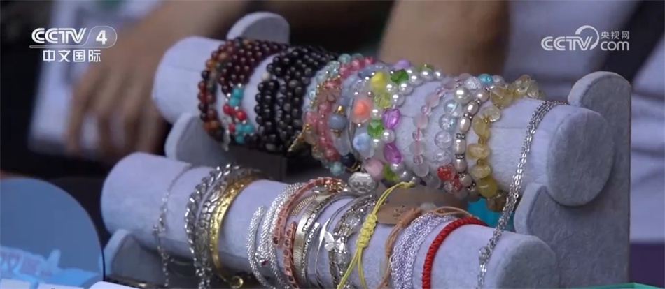 生活新方式催生新服务、新潮流 二手闲置市场规模已突破万亿元 生活新方式催生新服务、新潮流 二手闲置市场规模已突破万亿元