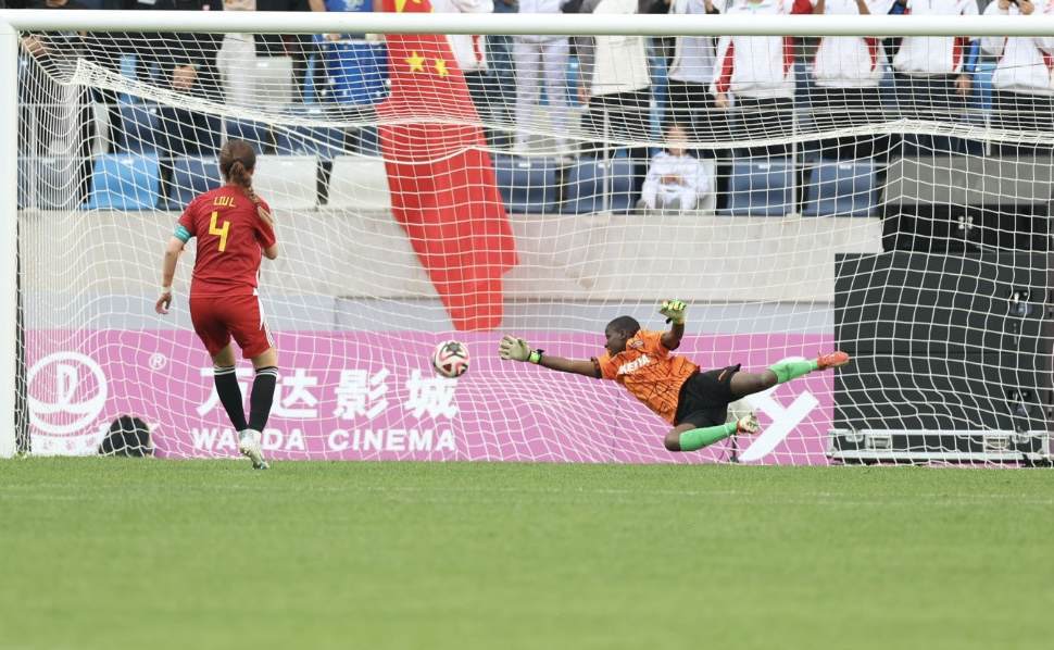 中国队夺得国际中体联足球世界杯女子组冠军