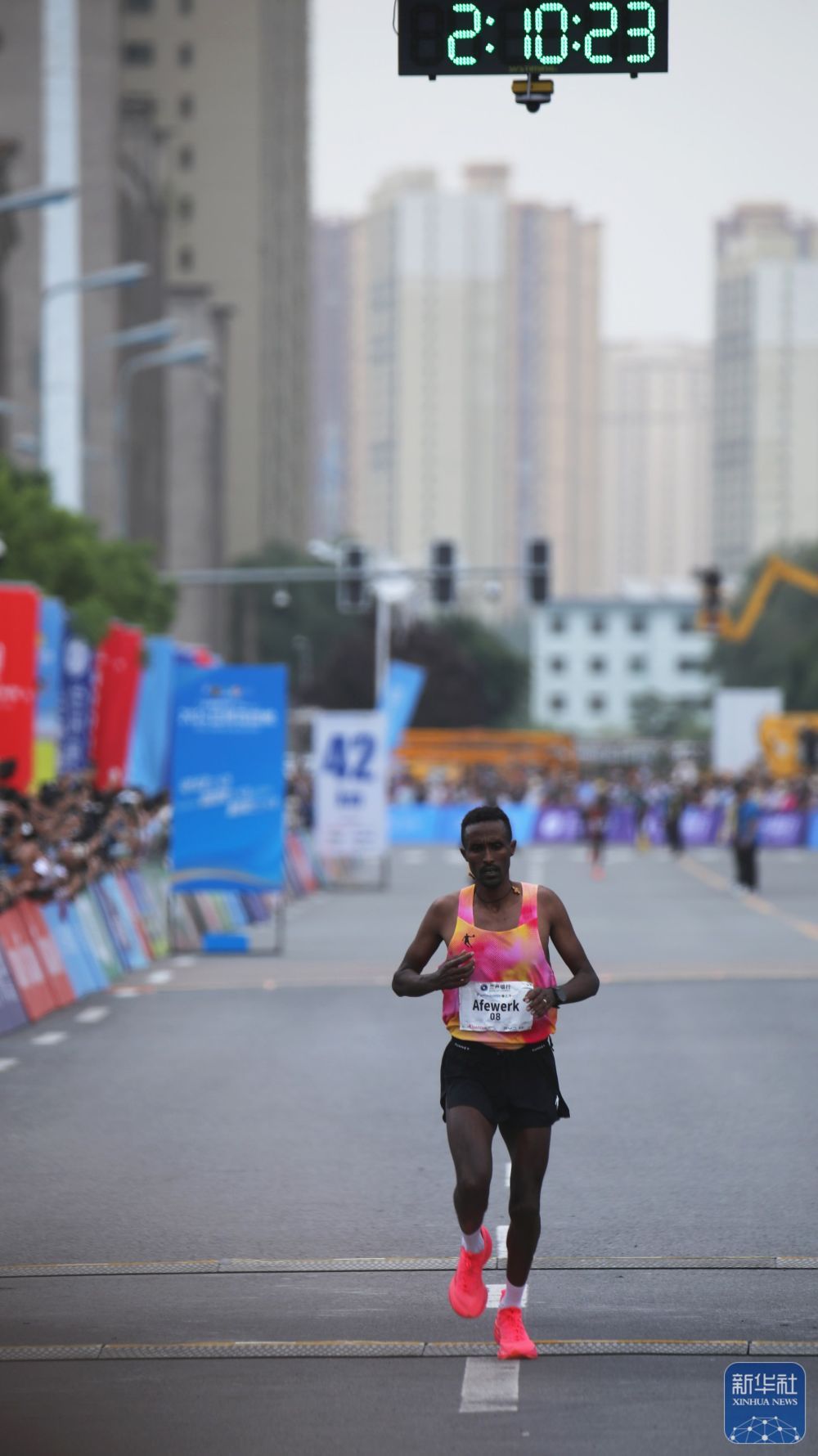 2024兰州马拉松赛况 2024兰州马拉松赛况