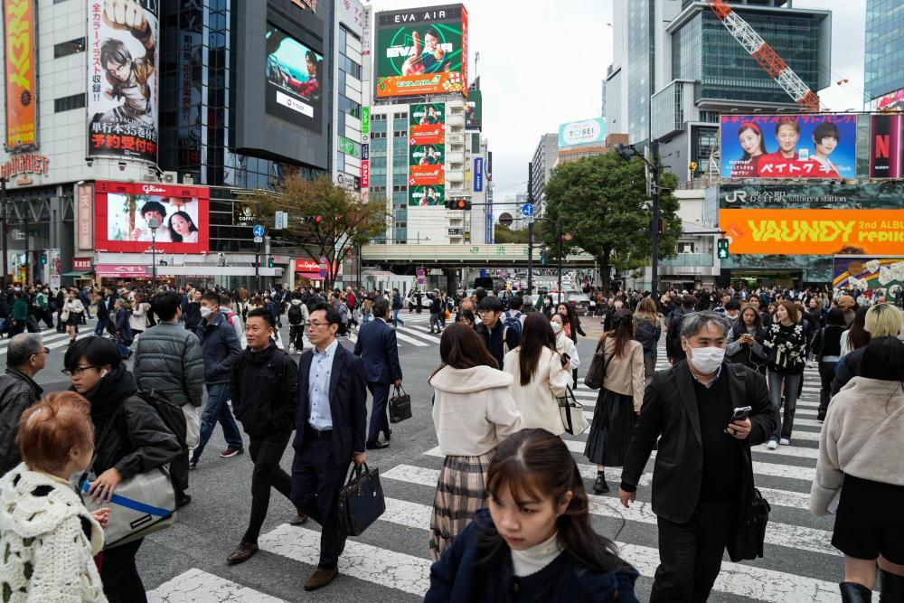 Japan's cosmetics market for middle-aged and elderly men is developing rapidly.