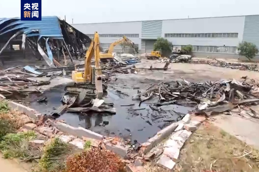 长江支流出现大量死鱼,水质恶臭、发黑!官方:污染源确定… 长江支流出现大量死鱼,水质恶臭、发黑!官方:污染源确定…