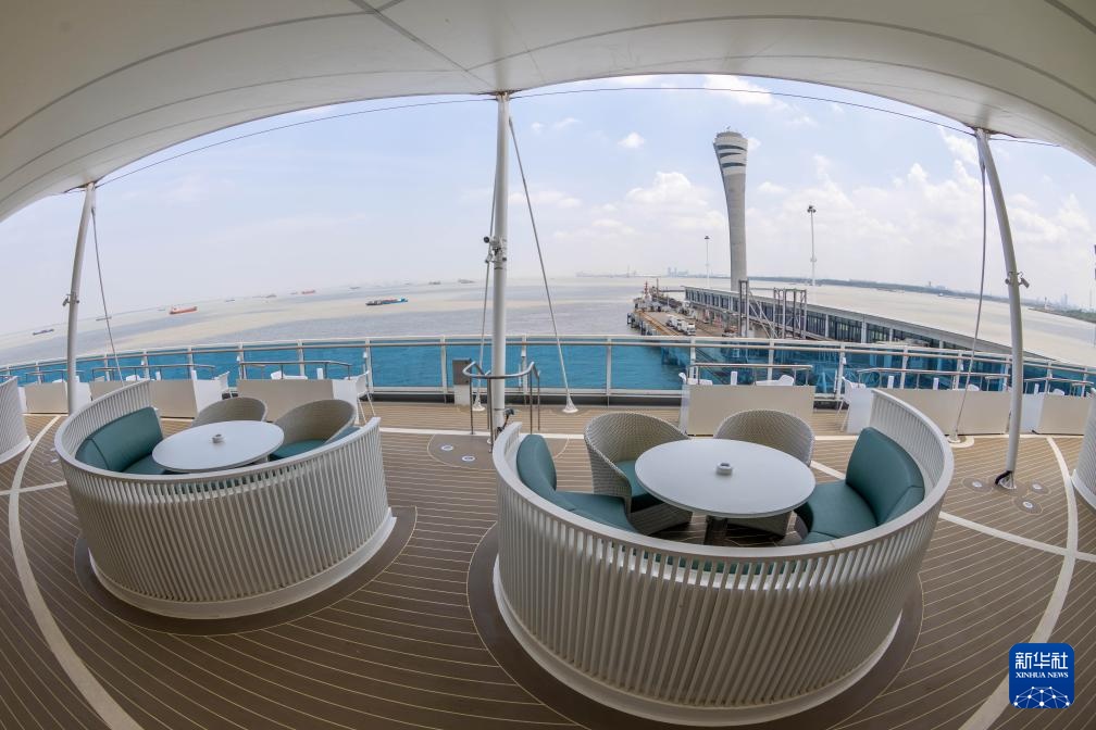 高质量发展调研行丨走进运营中的“爱达·魔都号” 高质量发展调研行丨走进运营中的“爱达·魔都号”