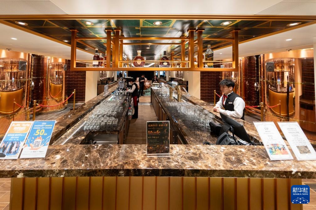 高质量发展调研行丨走进运营中的“爱达·魔都号” 高质量发展调研行丨走进运营中的“爱达·魔都号”