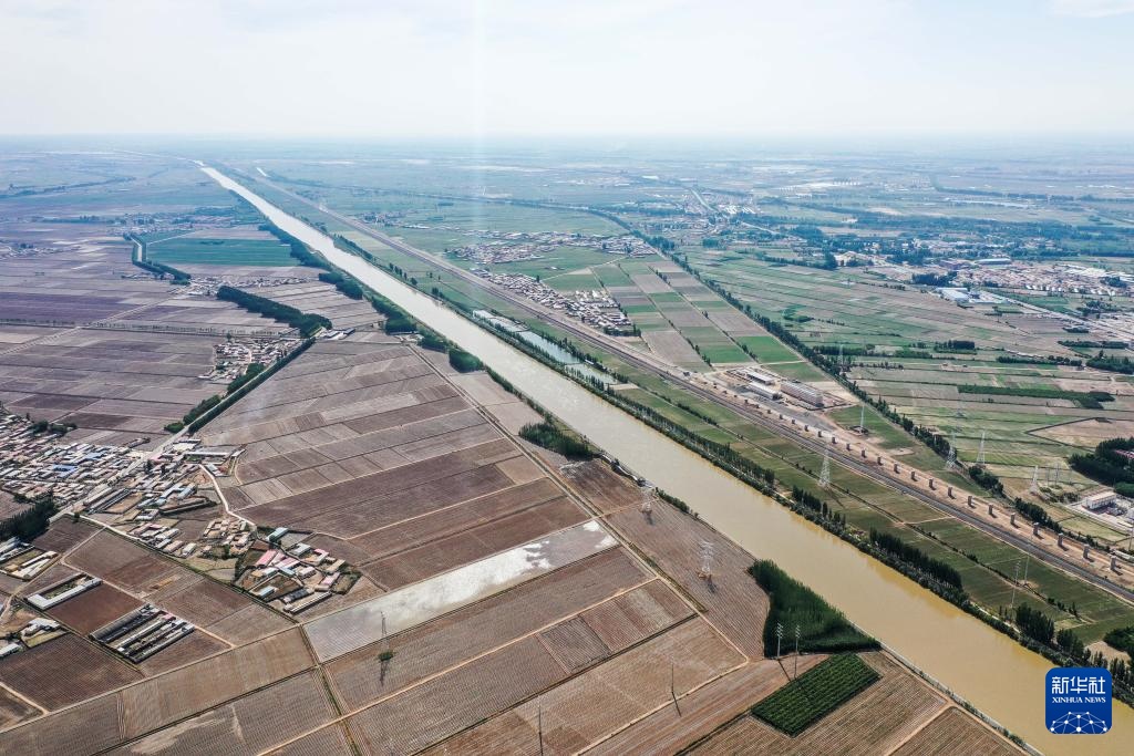 巴彦淖尔:黄河水润万顷田 巴彦淖尔:黄河水润万顷田