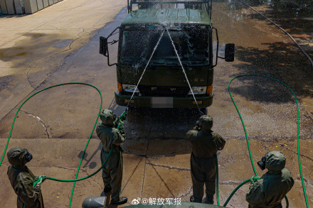 防化兵洗消训练日常 防化兵洗消训练日常