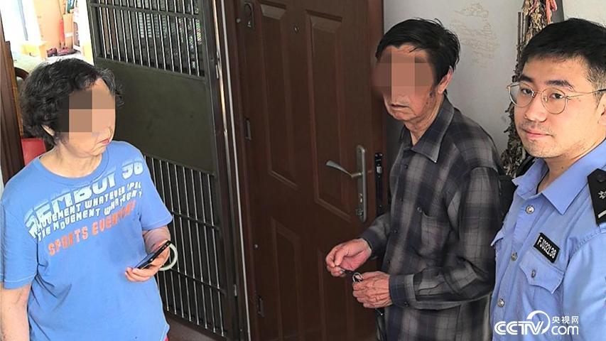 七旬老人彻夜未归，民警骑车快速找回