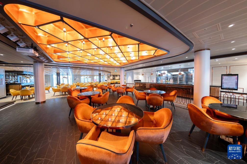 高质量发展调研行丨走进运营中的“爱达·魔都号” 高质量发展调研行丨走进运营中的“爱达·魔都号”