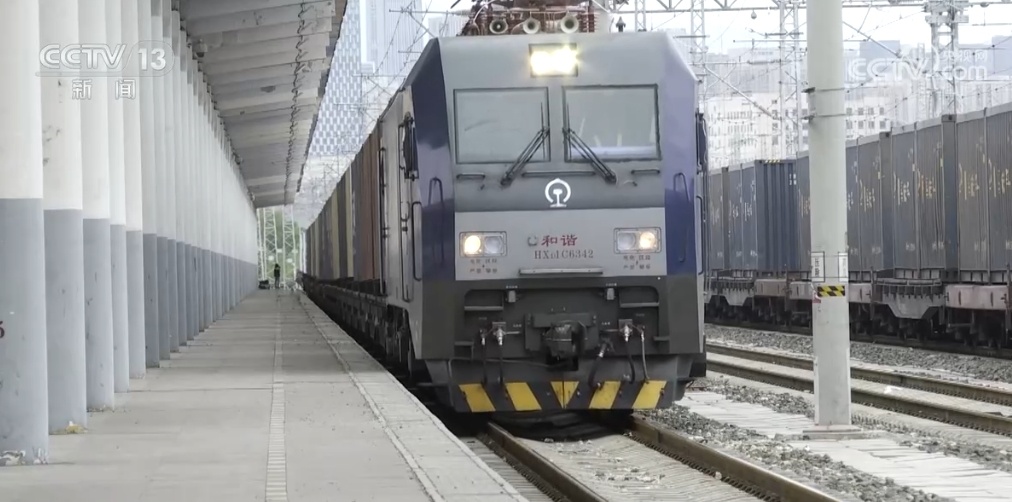 数字勾勒亮眼“成绩单” 中欧班列激发经济活力、催生更多机遇 数字勾勒亮眼“成绩单” 中欧班列激发经济活力、催生更多机遇