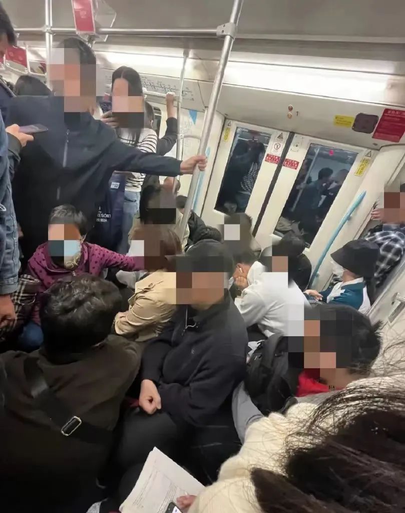 上海地铁早高峰，这种情况屡禁不止！官方最新回应