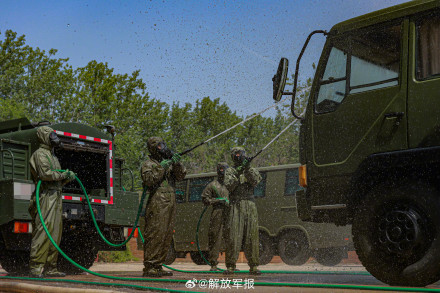 防化兵洗消训练日常 防化兵洗消训练日常