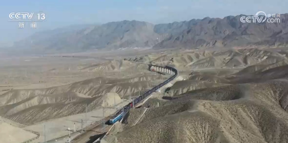 数字勾勒亮眼“成绩单” 中欧班列激发经济活力、催生更多机遇 数字勾勒亮眼“成绩单” 中欧班列激发经济活力、催生更多机遇