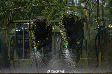 防化兵洗消训练日常 防化兵洗消训练日常
