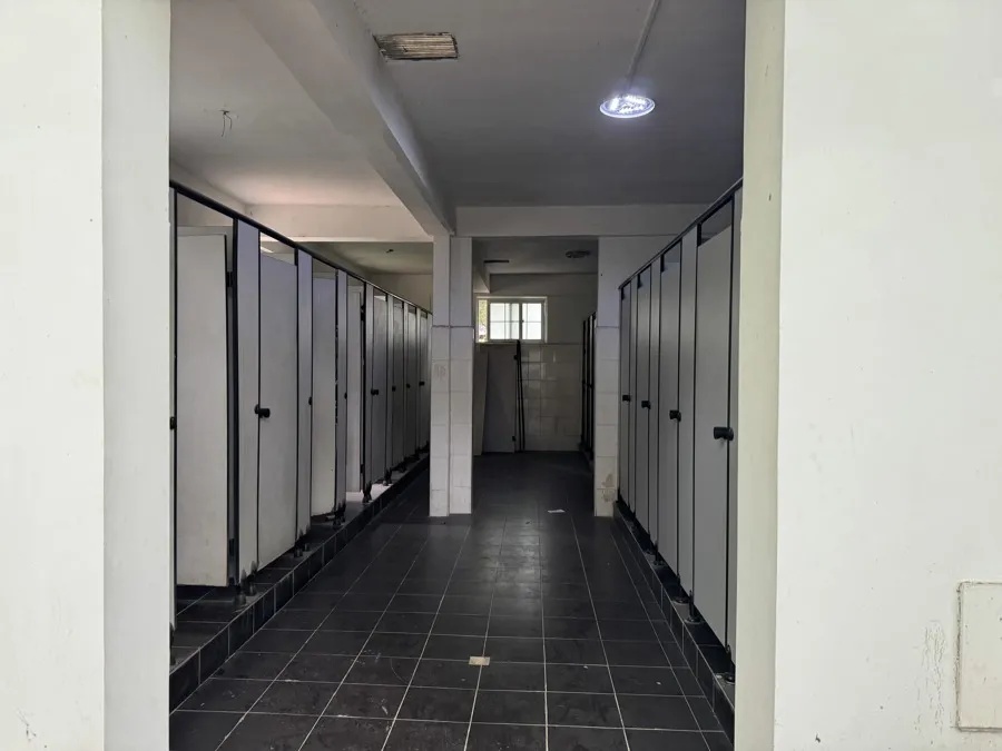 有2个迪士尼大!上海这座乐园废墟成网红打卡点 有2个迪士尼大!上海这座乐园废墟成网红打卡点