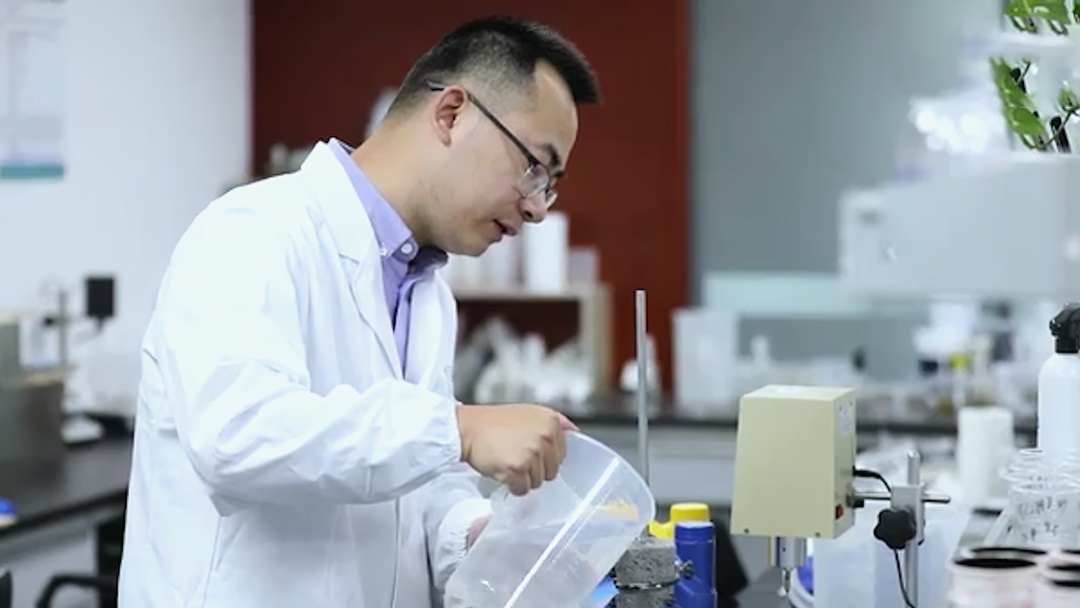 又“土”又甜！这位清华博士用混凝土戒指求婚成功