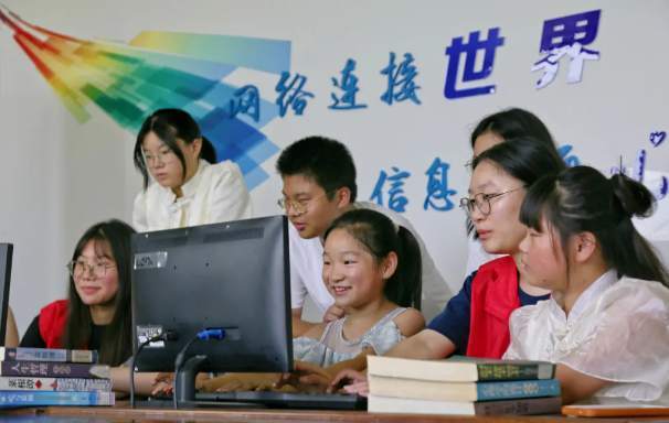 我国未成年网民近2亿,用网过度如何破解? 我国未成年网民近2亿,用网过度如何破解?