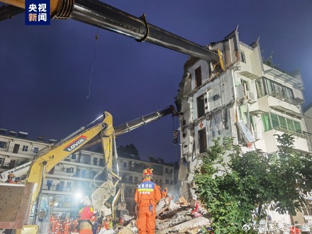 安徽铜陵市郊区大通镇居民楼坍塌事故已致4人死亡