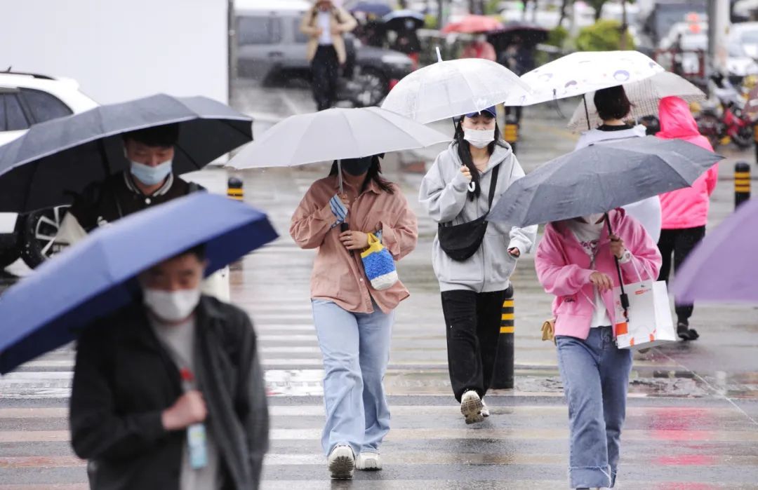 强对流来了！沈阳明天雷电+大风+降雨…主要降雨时段就在……