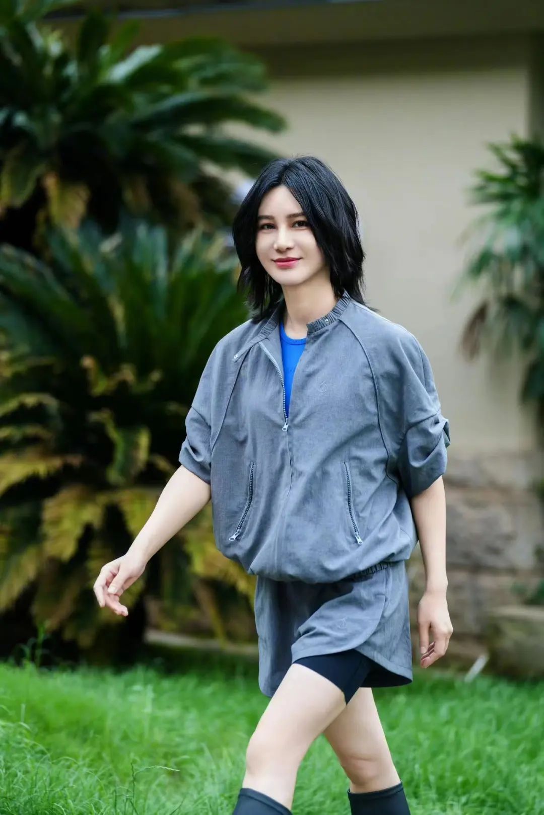 知名女歌手突然自曝！有些意外啊～