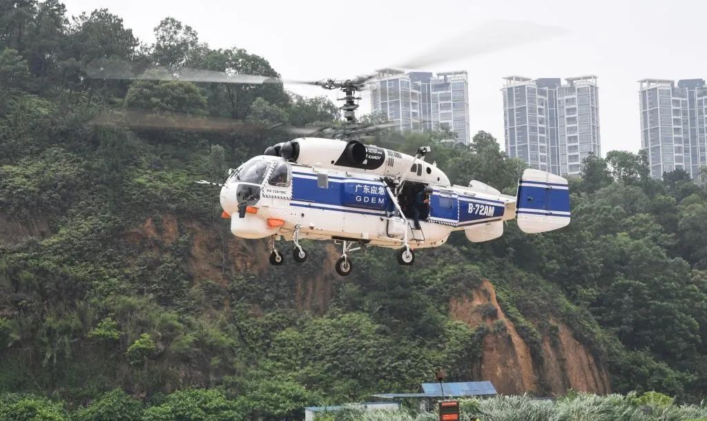 香港消防车首次驶入内地,是为了…… 香港消防车首次驶入内地,是为了……